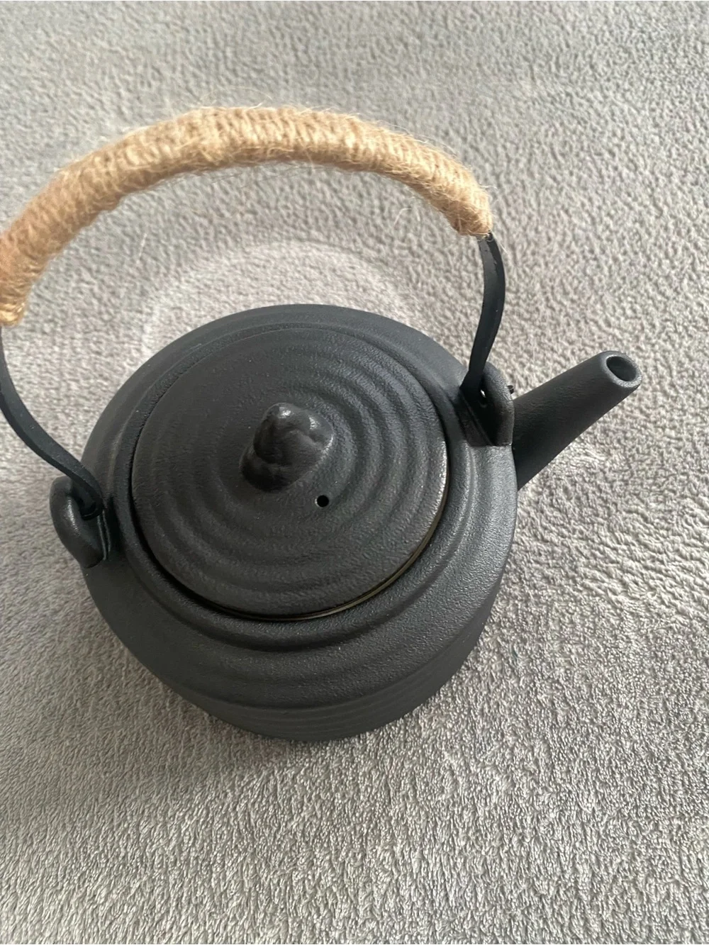 Ceramic Teapot w/ Stainless Steel Infuser